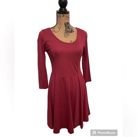 H&M Wine Colored Skater Dress NWT - Picture 6 of 6